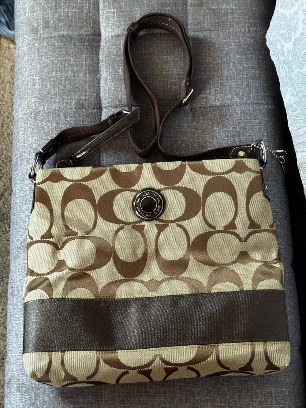 Coach F19220 Signature Stripe Crossbody Shoulder Bag Brown/Tan Classic Jaquard